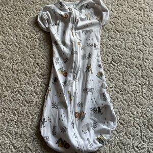 Aden + Anais swaddles with zipper. Animal print and solid grey. Size 0-3 months